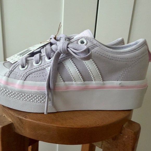 NEW Adidas Nizza Youth SZ 4 Girls Platform Shoes Sneakers PURPLE/WHITE - Picture 2 of 3